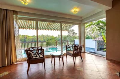Villa image
